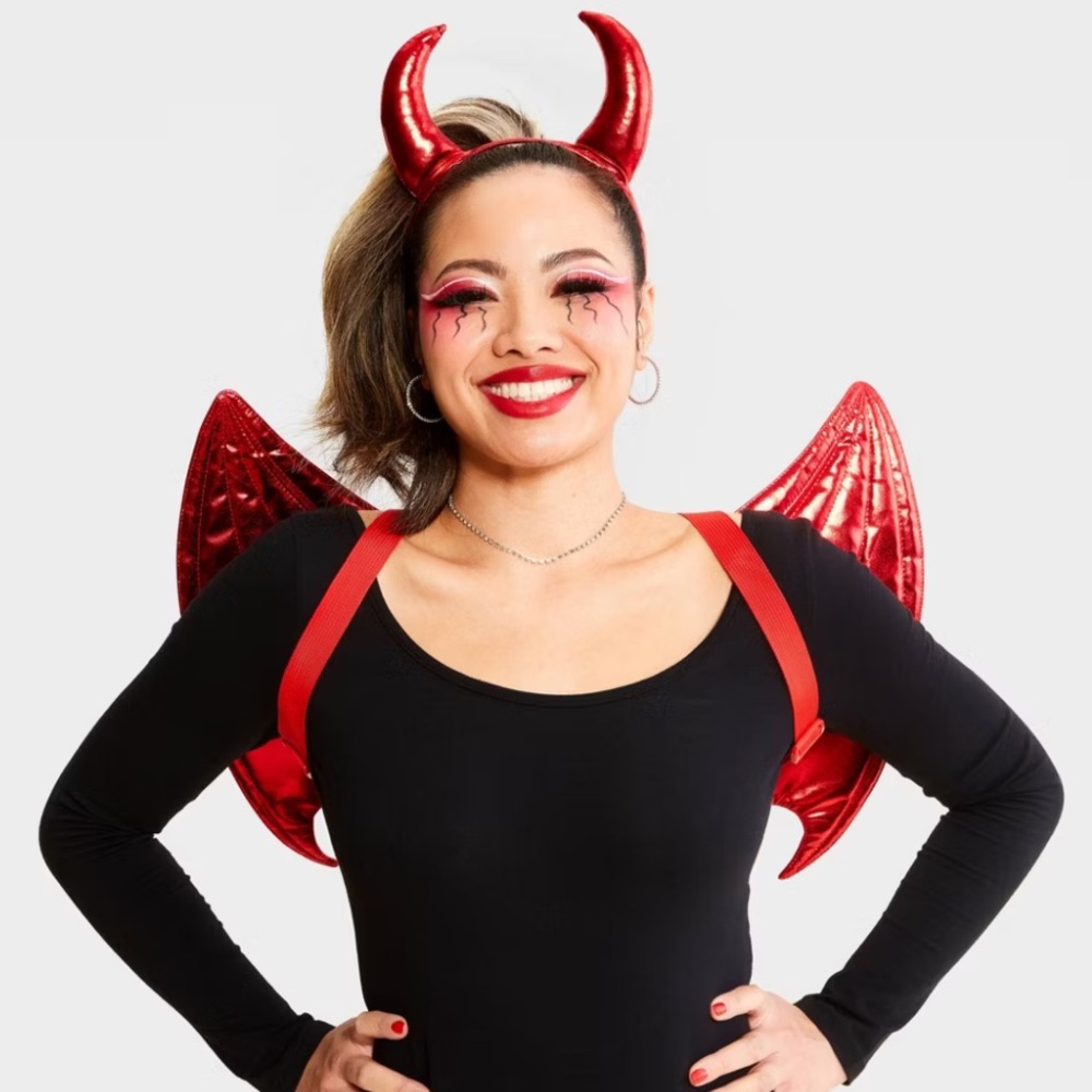 🔥4/$20 NWT Claire’s 2 pc. Devil girl costume accessories - OSFM